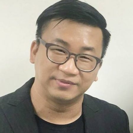 Portrait of Teacher 「Hung-Wen Cheng」