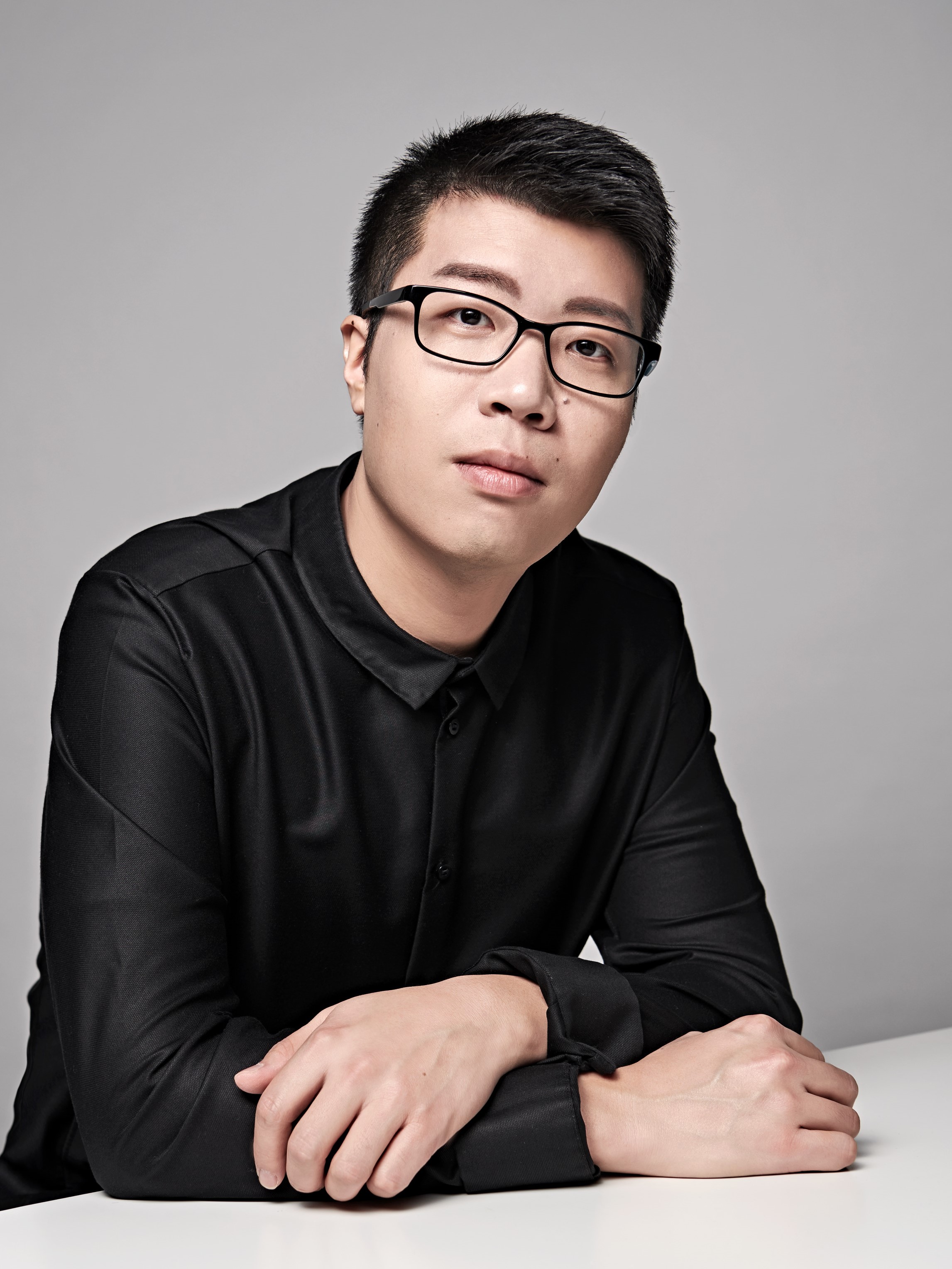 Portrait of Teacher 「Ching-Yueh CHEN」