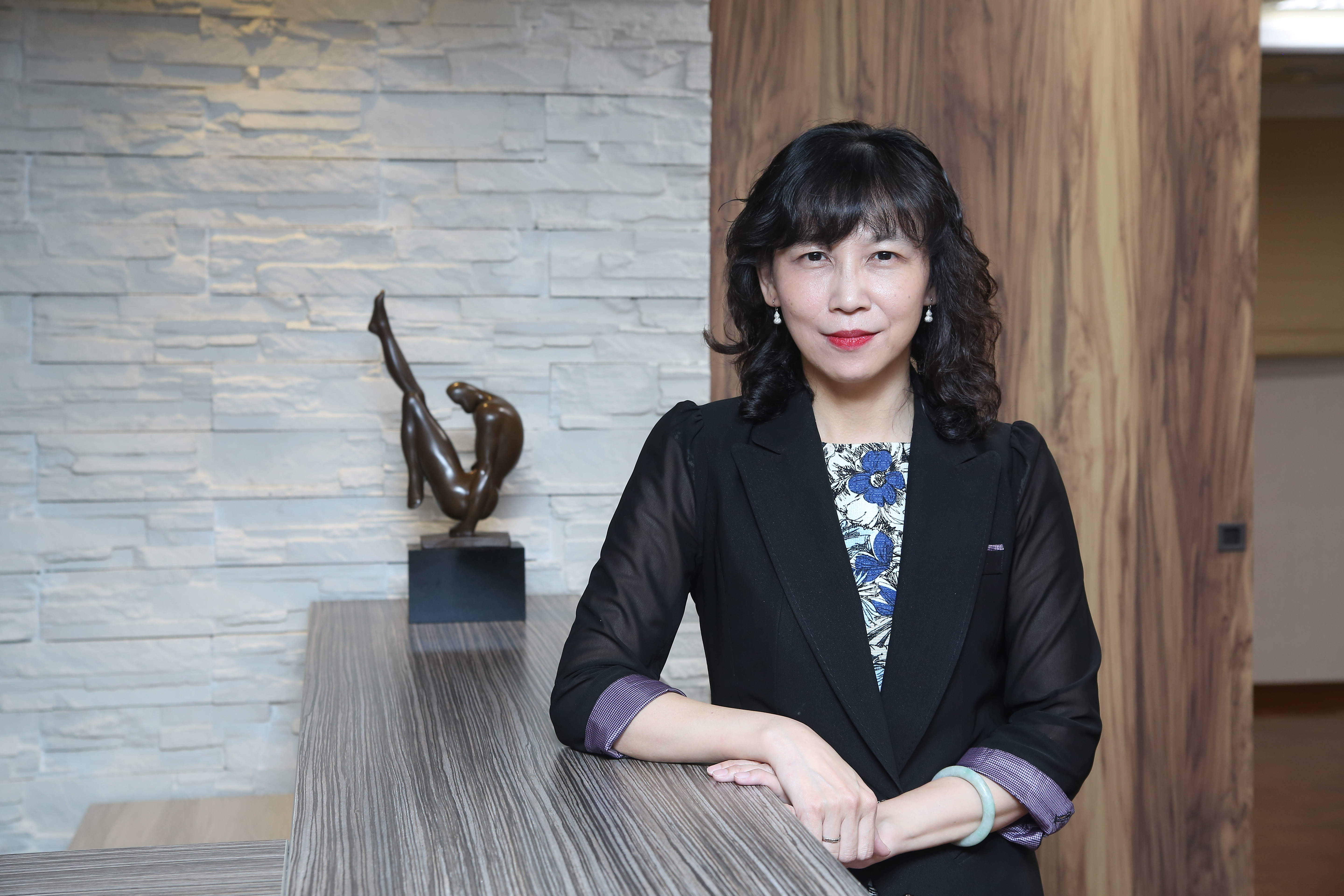 Portrait of Teacher 「Su-Hua, Ou」